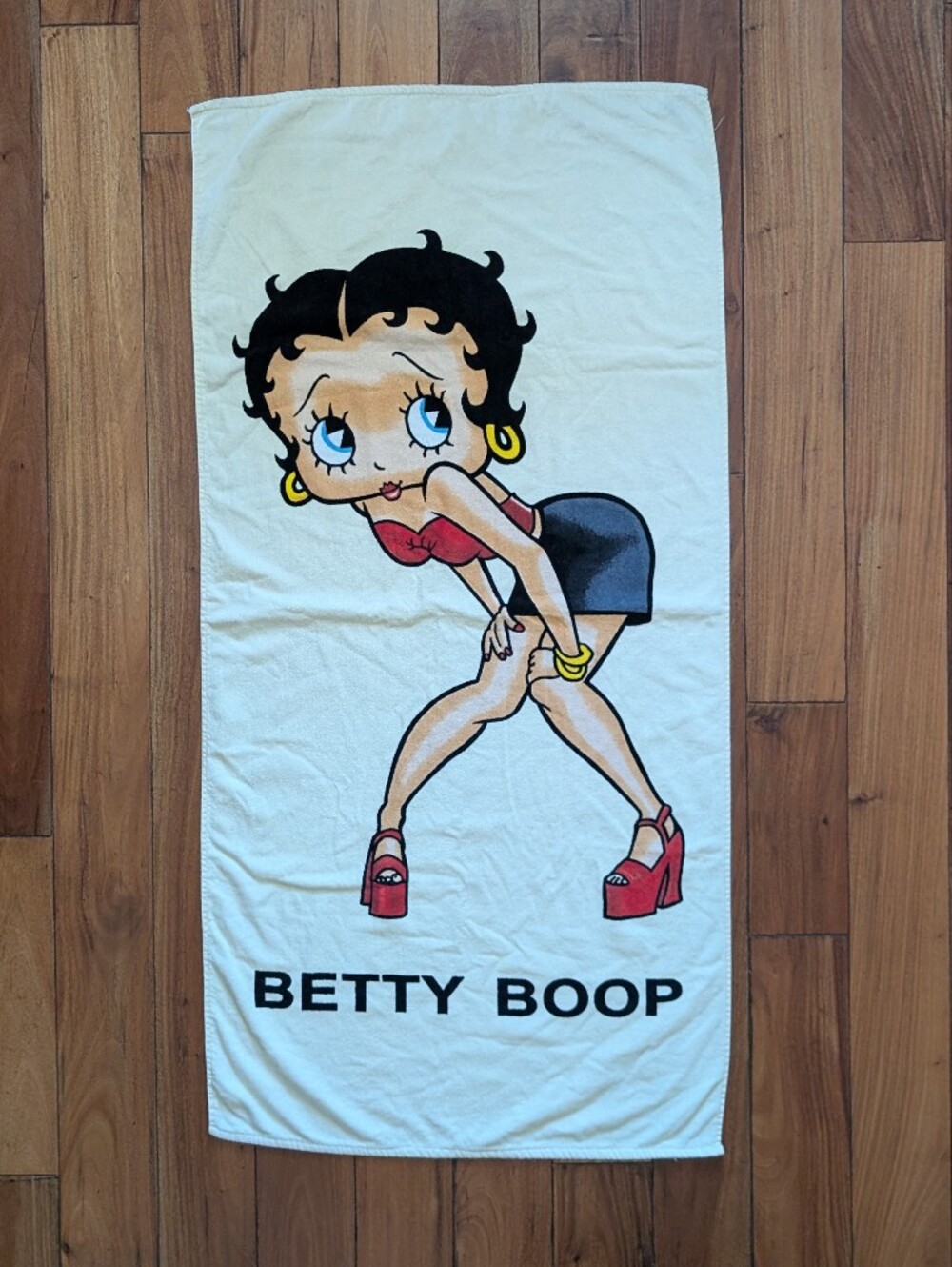 Betty Boop Vintage Beach Towel (OS)